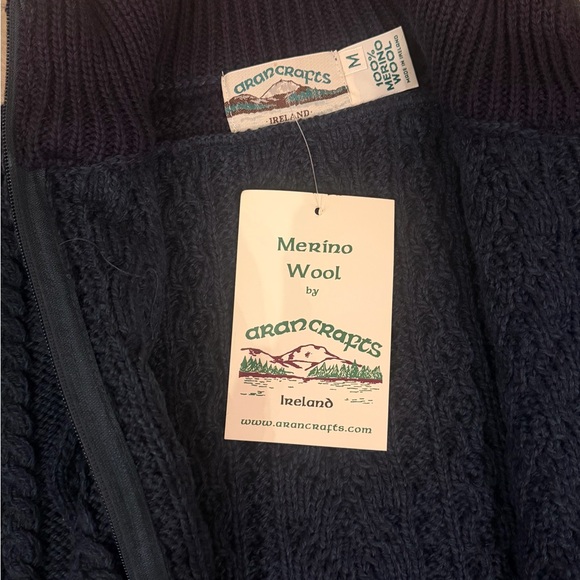 Aran Crafts Medium Men’s Blue Zip-Up Sweater - Picture 3 of 4